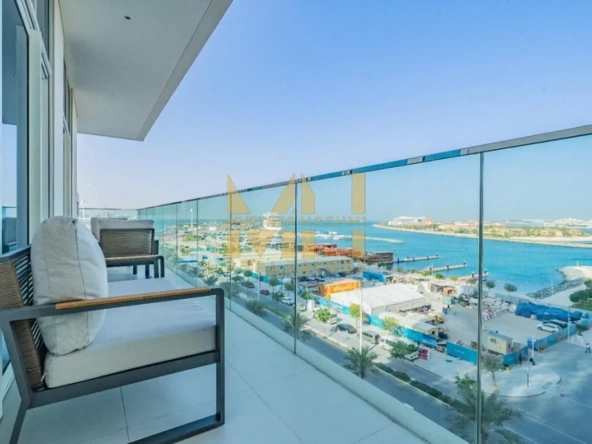 APARTMENT FOR RENT IN SUNRISE BAY